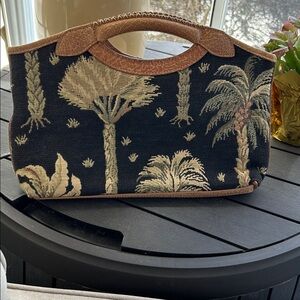 Purveyor of Island Lifestyles  Black & Brown Women's Bag -Tommy Bahama
